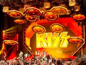 Kiss